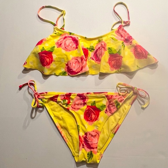 Bright yellow floral bikini - Picture 1 of 4